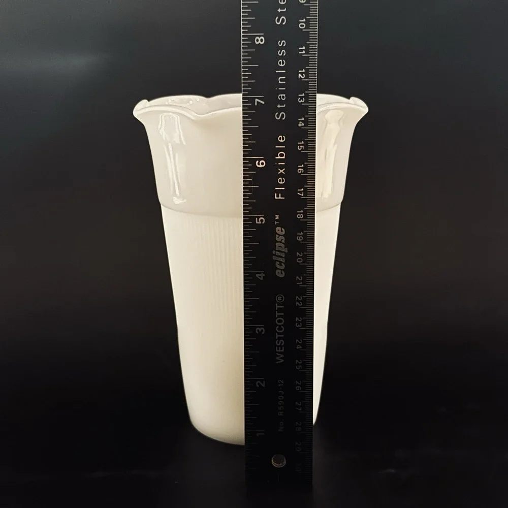Vintage‎ Anchor Hocking White Milk Glass Flower 7